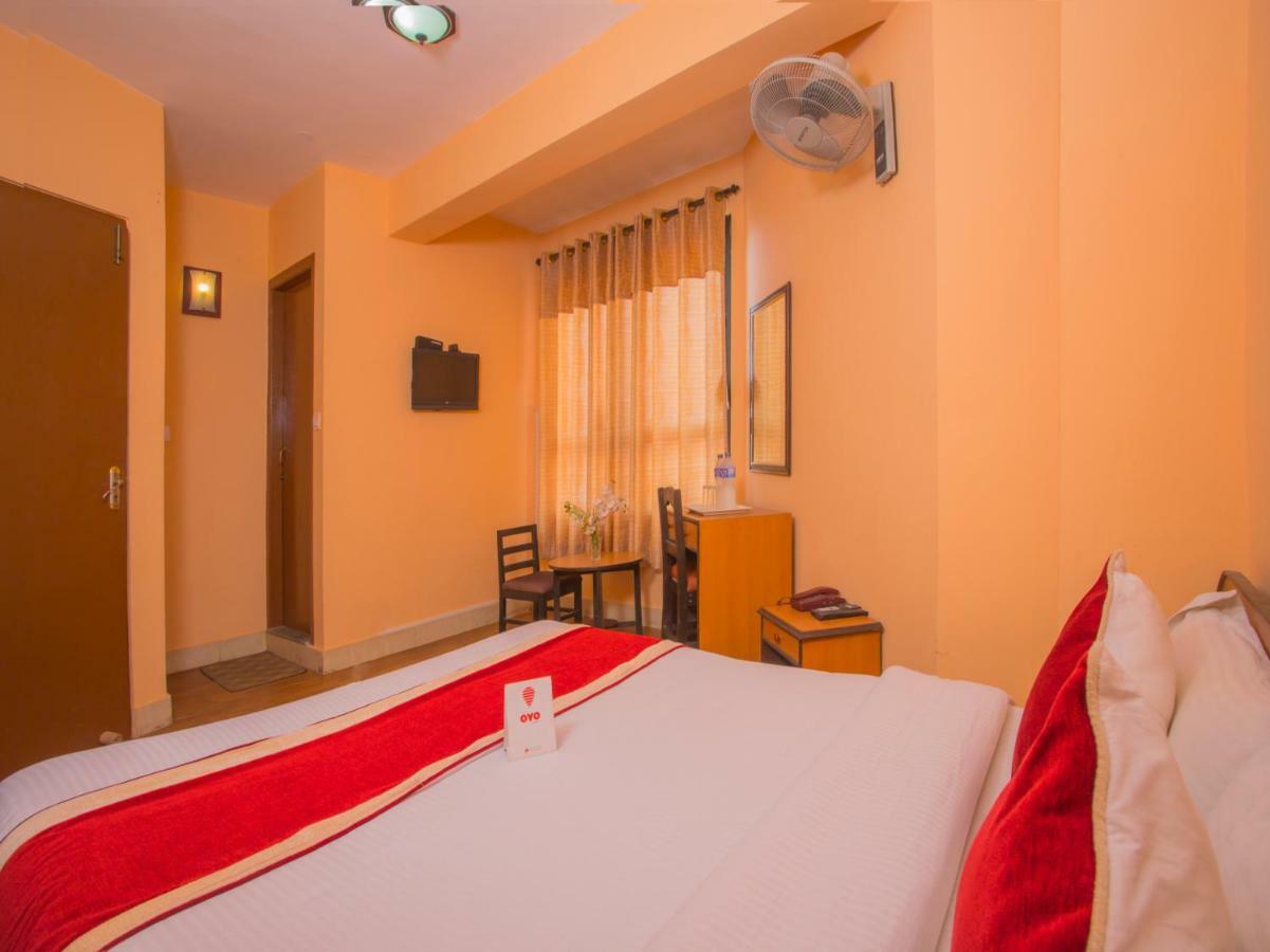 Hotel Premium Катманду Екстериор снимка